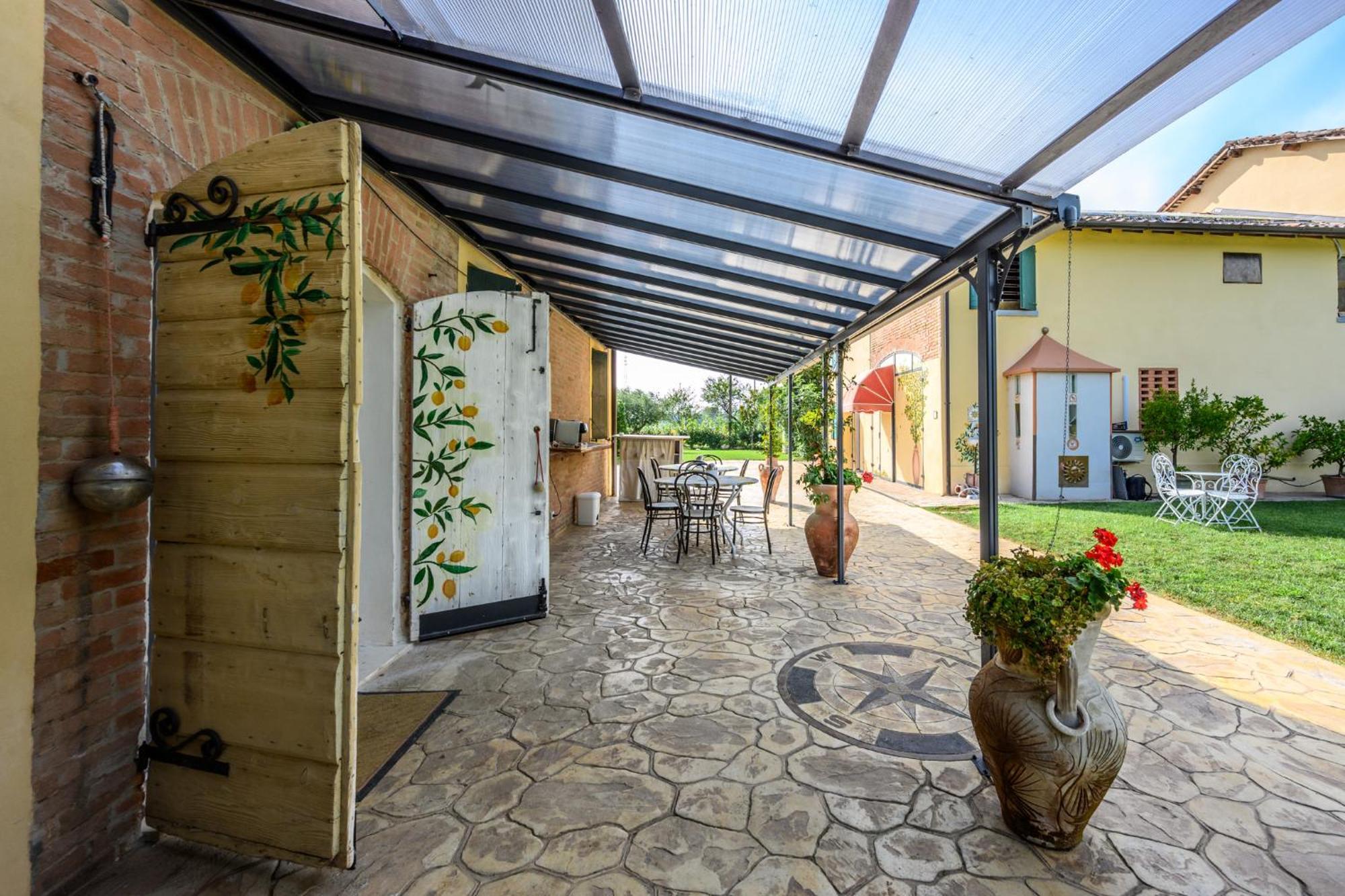 La Casa Di Valeria - Modena Bed and Breakfast Exteriör bild